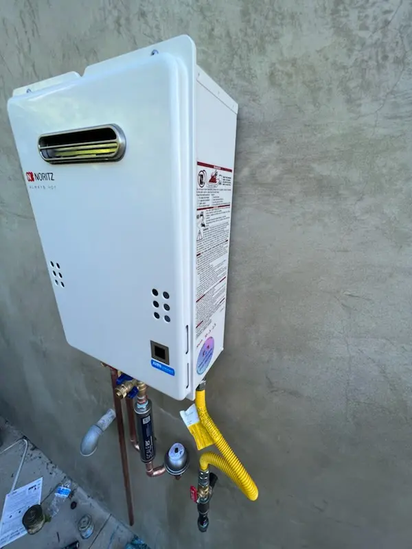 Tankless water heater installation for Malins homes